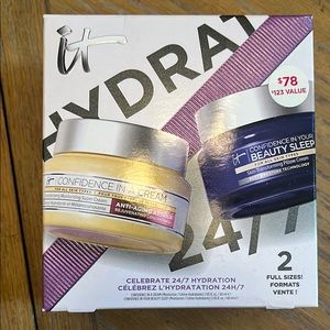 IT Cosmetics Confidence in a Cream and Beauty Sleep Set